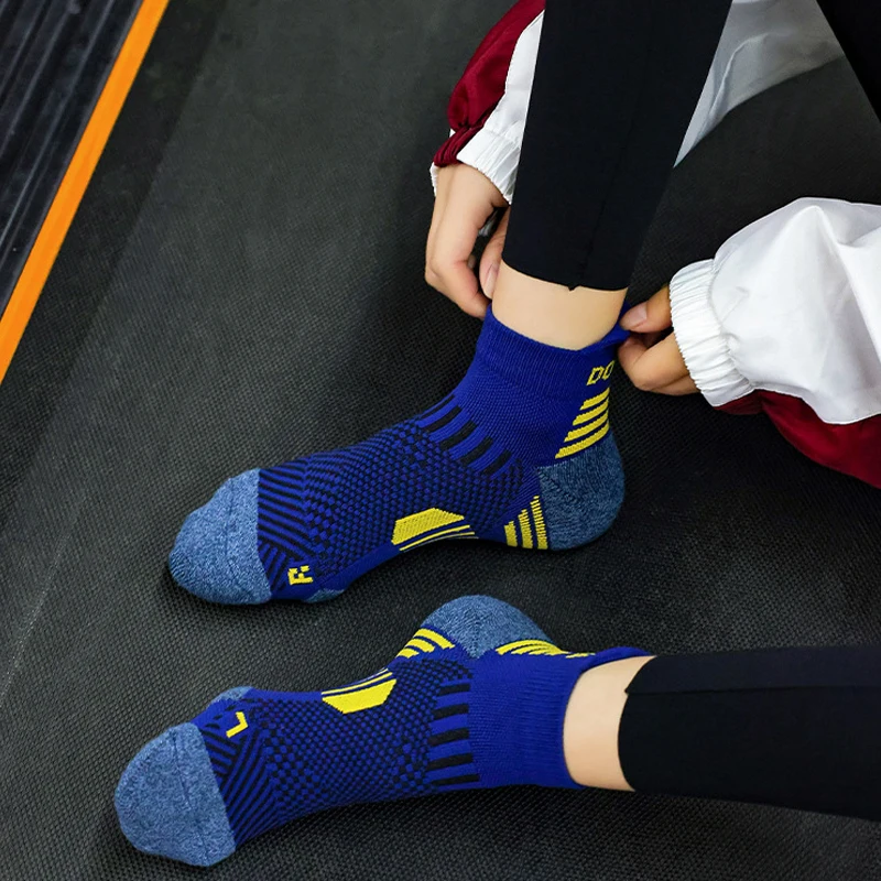 Short Running Socks - Image 3